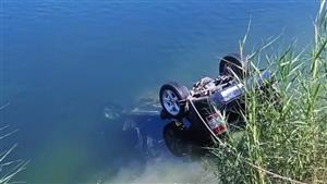 مصرع شخص وإصابة آخر في انقلاب سيارة بالغربية