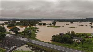 البرازيل.. ارتفاع عدد قتلى الفيضانات إلى 66 شخصًا جنوبي البلاد