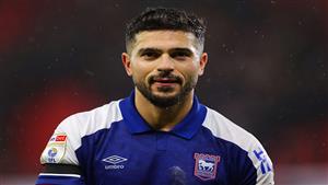 بالصور والفيديو.. جماهير إيبسويتش تاون تحتفل مع سام مرسي بالصعود للدوري الممتاز