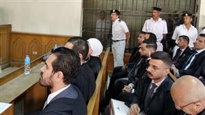 المتهم بقتل الطفلة "جانيت" أمام القاضي: معملتش حاجة | صور