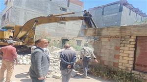 الموجة 22.. إزالة 13 حالة بناء مخالف في ريف المنتزه بالإسكندرية- صور