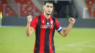 إبراهيم فايق يكشف مفاجأة بشأن مفاوضات الأهلي مع زين الدين بلعيد