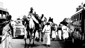 فيديو نادر.. كيف كان يصل الحجاج إلى مكة قبل 88 عاماً