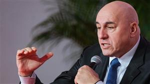 بعد استهدافه.. إيطاليا تدفع بسفينة حربية لمرافقة أسطول الصمود المتجه لغزة