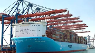 أستاذ تمويل: مشروع تطوير الموانئ جزء من استراتيجية متكاملة لتعظيم القيمة المضافة