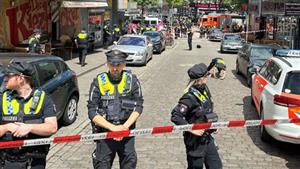 الشرطة الألمانية تغلق طريقًا سريعًا بالكامل بحثا عن محفظة رب أسرة