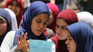 تداول امتحان اللغة العربية على جروبات الغش.. والتعليم تحقق في الأمر