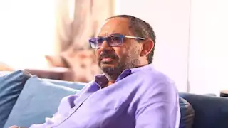 مخرج مسلسل "كارثة طبيعية" يوجه رسالة للفنان كمال أبو رية