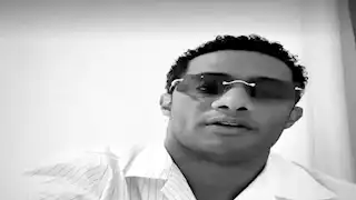 هجوم على بدلة الرقص.. محمد رمضان يثير الجدل بإطلالة غريبة وصادمة- وناقد يعلق 