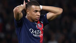 مبابي يتنازل عن قضية التحرش ضد باريس سان جيرمان