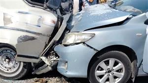 إصابة 4 أشخاص في حادث تصادم على طريق أسيوط الزراعي 