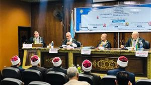 "الأوقاف"تهنئ إمام بمديرية القاهرة بحصوله على الماجستير