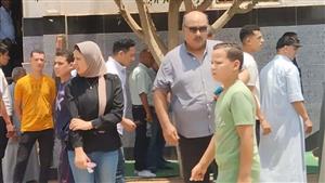 وكيل الشباب والرياضة يُسب الصحفيين أثناء تشييع جثمان السباحة شذى نجم في الغربية