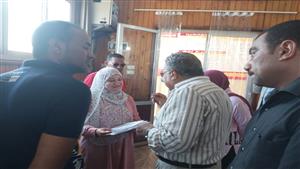 محافظ الدقهلية يفاجئ دكرنس للمرة الثانية: "غيروا الصورة السلبية عن موظفي المحليات"