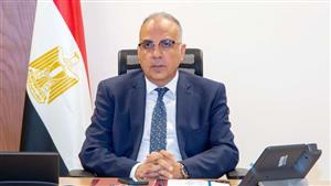 وزير الري: اتخاذ الإجراءات القانونية فورًا ضد أية عائمة تلوِّث نهر النيل