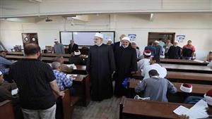 بدء فعاليات الاختبارات التحريرية للمتقدمين لمسابقة بعثات الأزهر لدول العالم