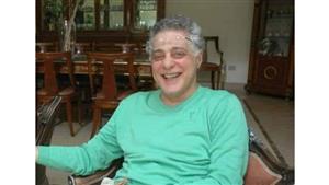 توفيق عبدالحميد يتبرع بثمن شاليه لعلاج المحتاجين