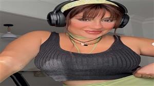 أول تعليق من أسما شريف منير بعد حذف صورها على إنستجرام 