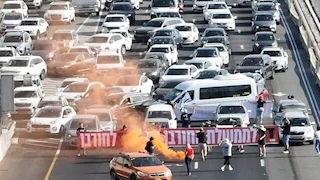 بمحيط البرلمان.. احتجاجات في إسرائيل ضد الحكومة ومطالب بالإفراج عن رهائن غزة