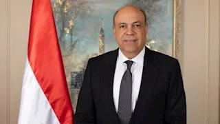 وزير الطيران يكشف كواليس "خطة الطوارئ" وتطوير أسطول مصر للطيران