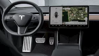 هولندا أول دولة أوروبية توافق على نظام تسلا للقيادة الذاتية المتقدمة