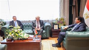 وزير الصحة يلتقي نظيره الفلسطيني.. ماذا دار بينهما؟