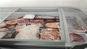 ضبط 2 طن منتجات دواجن فاسدة قبل توريدها للهايبرات والمطاعم بالقليوبية 