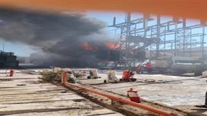 بالصور والفيديو.. حريق هائل داخل محطة كهرباء بالبحيرة 