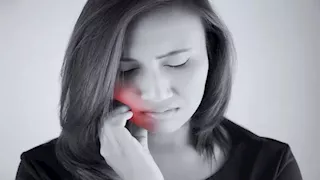 كيف تفرق بين ألم الأسنان والتهاب الجيوب الأنفية مع دخول الشتاء؟