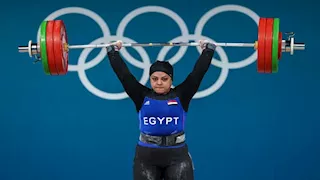 البطلة الأولمبية سارة سمير توضح حقيقة زواجها وإنجابها