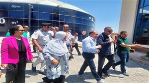 بالصور.. محافظ جنوب سيناء يتفقد محطة تحلية المياه بطابا 