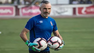 "بعد تولي ريفيرو".. نهاية رحلة ميشيل يانكون مع النادي الأهلي 