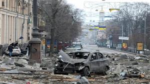 مقتل أربعة أشخاص في قصف روسي على مدينة سومي شرقي أوكرانيا