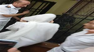 قرار جديد من المحكمة في اتهام مضيفة طيران بإنهاء حياة ابنتها (صور)