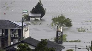 مقتل وإصابة 77 وانقطاع الكهرباء عن الآلاف.. إعصار شانشان يضرب اليابان (فيديو)