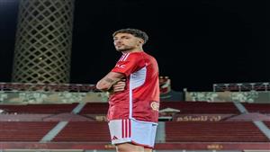 بصورة مع إخواته البنات.. وسام أبو علي يغادر إلى أمريكا