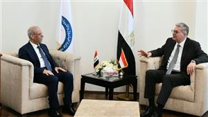 البترول تبحث مع السفير العراقي بالقاهرة تعزيز التعاون وزيادة المشروعات