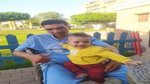 "يحيى أحمد" صاحب تريند الوردة: "اتفصلت من شغلي وبيتي اتخرب" -صور