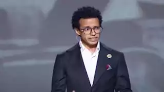 بالفيديو.. طه دسوقي يكشف تفاصيل شخصيته في فيلم "سيكو سيكو"