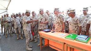  فيديو- رئيس أركان القوات المسلحة يتفقد مراحل التدريب بمعهد ضباط الصف المعلمين 