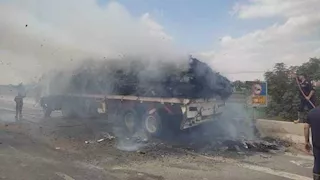 تفاصيل اشتعال النيران في تريلا أسفل نفق الطريق الأوسطي دون إصابات