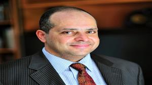  إنجاز طبي غير مسبوق.. الطبيب المصري خالد جودت يتولى رئاسة الاتحاد الدولي لجراحات السمنة المفرطة