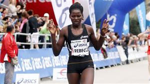 شاركت في باريس.. صديق عداءة أولمبية يحرقها حية