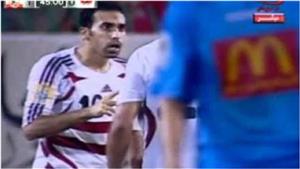 أصل اللقطة (2) .. لماذا صفع جمال حمزة محترف الزمالك على وجهه في مباراته الأولى؟