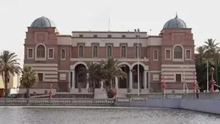 اقتحام مصرف ليبيا المركزي في طرابلس