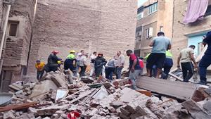 مصدر: حالتا اختناق في انهيار عقار الزيتون (صور)