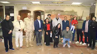 محافظ القليوبية يتفقد الكنائس لتهنئة المسيحيين بحلول رأس السنة الميلادية