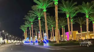 ليلة رأس السنة في شرم الشيخ.. محافظ جنوب يشارك الفرحة مع المواطنين ويكرم عمال النظافة