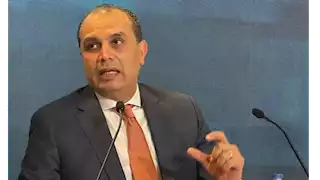 قرار جمهوري بتجديد الثقة في هشام بدر نائبًا لرئيس هيئة الشراء الموحد