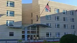 إخلاء القنصلية الأمريكية في برلين بعد استلام رسالة مشبوهة